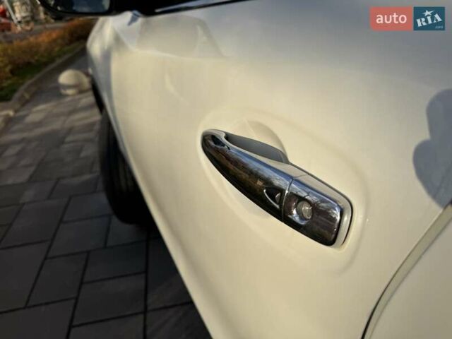 Белый Ниссан ИксТрейл, объемом двигателя 1.6 л и пробегом 80 тыс. км за 18700 $, фото 51 на Automoto.ua