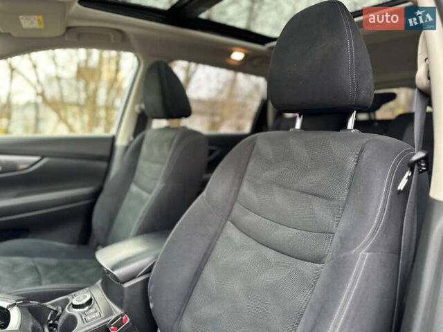 Білий Ніссан ІксТрейл, об'ємом двигуна 2 л та пробігом 90 тис. км за 17999 $, фото 38 на Automoto.ua