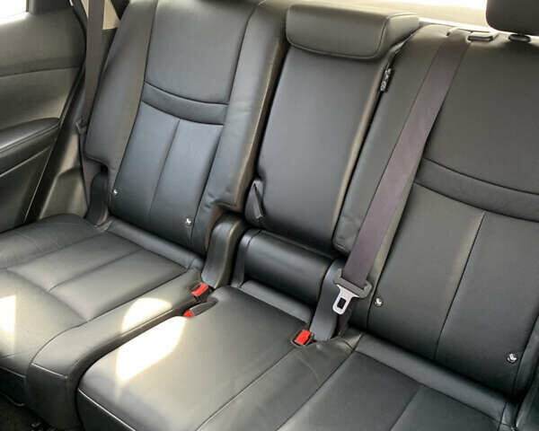 Белый Ниссан ИксТрейл, объемом двигателя 1.6 л и пробегом 73 тыс. км за 18000 $, фото 19 на Automoto.ua