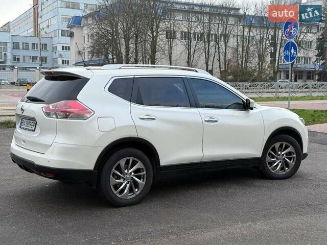 Белый Ниссан ИксТрейл, объемом двигателя 2.49 л и пробегом 139 тыс. км за 15900 $, фото 5 на Automoto.ua