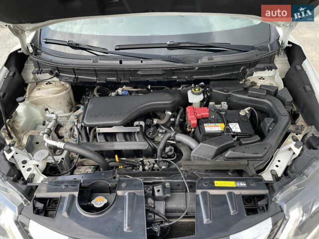 Белый Ниссан ИксТрейл, объемом двигателя 2 л и пробегом 100 тыс. км за 24200 $, фото 36 на Automoto.ua