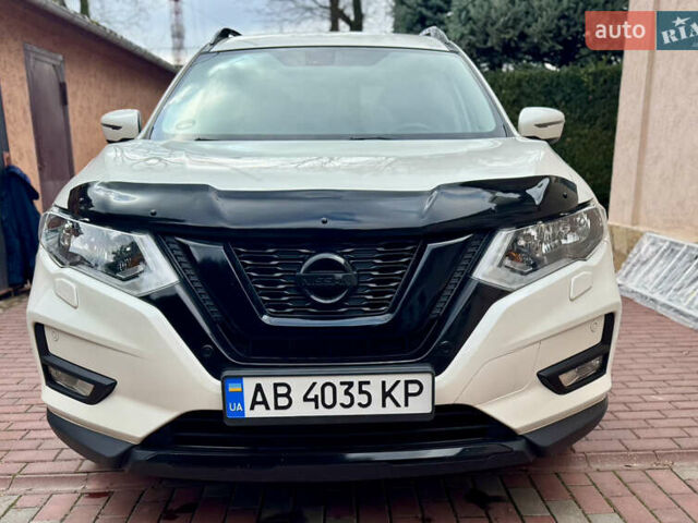 Белый Ниссан ИксТрейл, объемом двигателя 2.49 л и пробегом 130 тыс. км за 16800 $, фото 10 на Automoto.ua