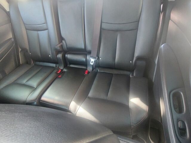 Белый Ниссан ИксТрейл, объемом двигателя 2.5 л и пробегом 160 тыс. км за 24000 $, фото 5 на Automoto.ua