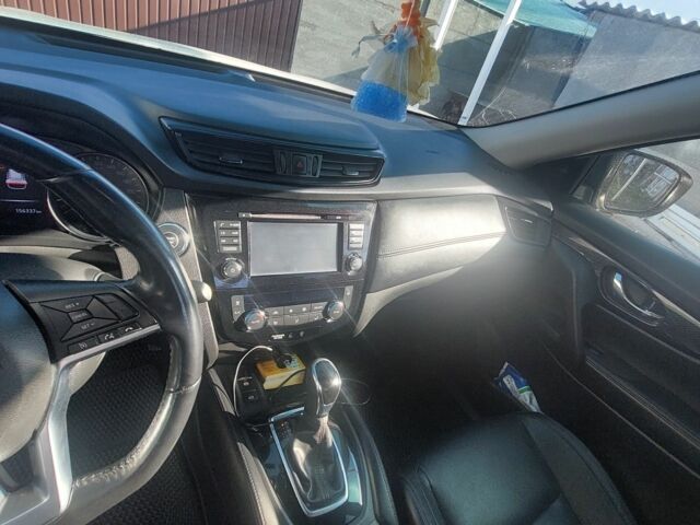 Белый Ниссан ИксТрейл, объемом двигателя 2.5 л и пробегом 160 тыс. км за 24000 $, фото 11 на Automoto.ua