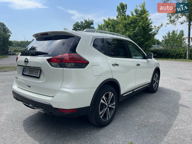 Белый Ниссан ИксТрейл, объемом двигателя 2 л и пробегом 100 тыс. км за 24200 $, фото 7 на Automoto.ua