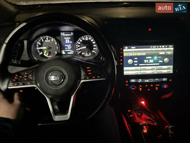 Белый Ниссан ИксТрейл, объемом двигателя 2.49 л и пробегом 130 тыс. км за 16800 $, фото 15 на Automoto.ua