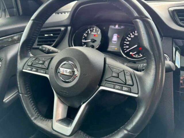 Белый Ниссан ИксТрейл, объемом двигателя 1.6 л и пробегом 34 тыс. км за 6600 $, фото 8 на Automoto.ua