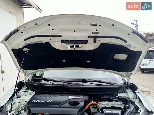 Ниссан ИксТрейл 2019 в Одессе на Automoto.ua Белый Ниссан ИксТрейл, объемом двигателя 2 л и пробегом 70 тыс. км за 22000 $, фото 67 на Automoto.ua