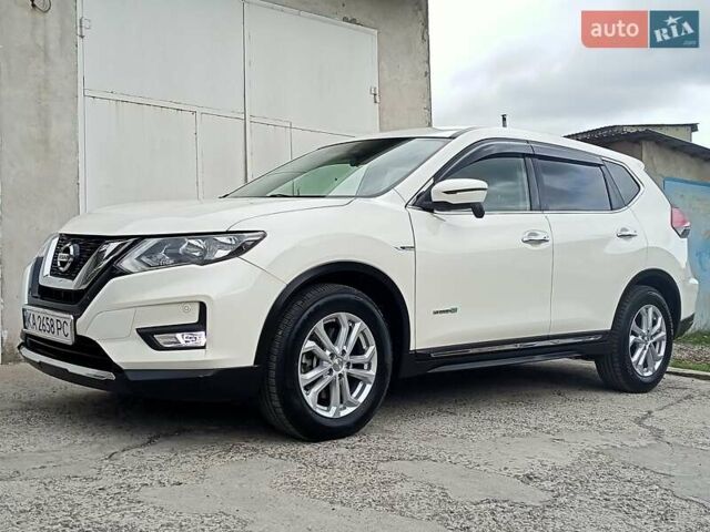 Ниссан ИксТрейл 2019 в Одессе на Automoto.ua Белый Ниссан ИксТрейл, объемом двигателя 2 л и пробегом 70 тыс. км за 22000 $, фото 27 на Automoto.ua