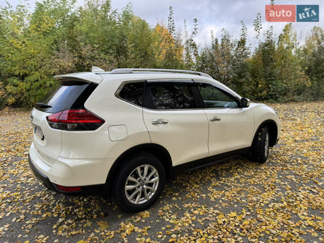 Білий Ніссан ІксТрейл, об'ємом двигуна 1.6 л та пробігом 95 тис. км за 21800 $, фото 8 на Automoto.ua