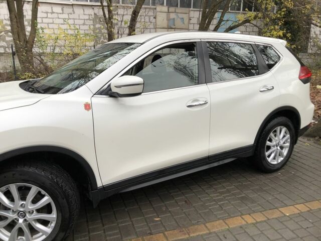 Білий Ніссан ІксТрейл, об'ємом двигуна 2 л та пробігом 130 тис. км за 19500 $, фото 5 на Automoto.ua