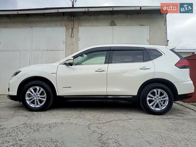 Ниссан ИксТрейл 2019 в Одессе на Automoto.ua Белый Ниссан ИксТрейл, объемом двигателя 2 л и пробегом 70 тыс. км за 22000 $, фото 24 на Automoto.ua