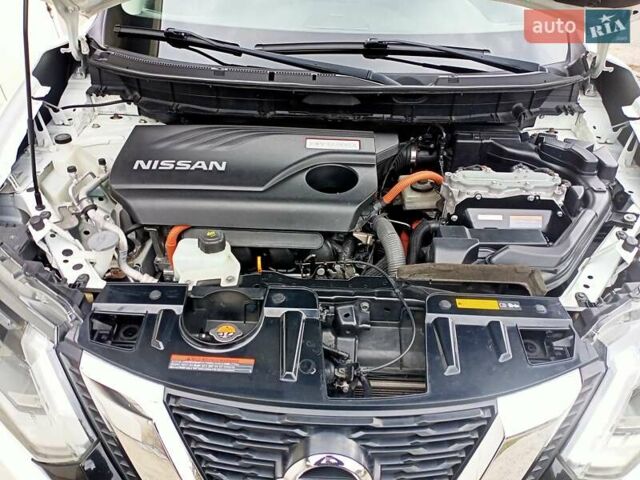 Ниссан ИксТрейл 2019 в Одессе на Automoto.ua Белый Ниссан ИксТрейл, объемом двигателя 2 л и пробегом 70 тыс. км за 22000 $, фото 65 на Automoto.ua