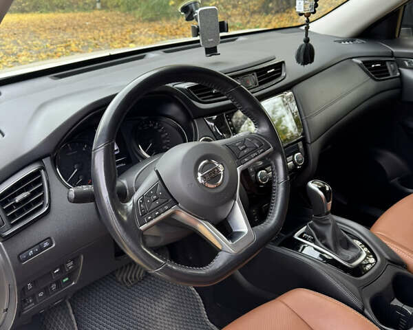 Білий Ніссан ІксТрейл, об'ємом двигуна 1.6 л та пробігом 95 тис. км за 21800 $, фото 23 на Automoto.ua