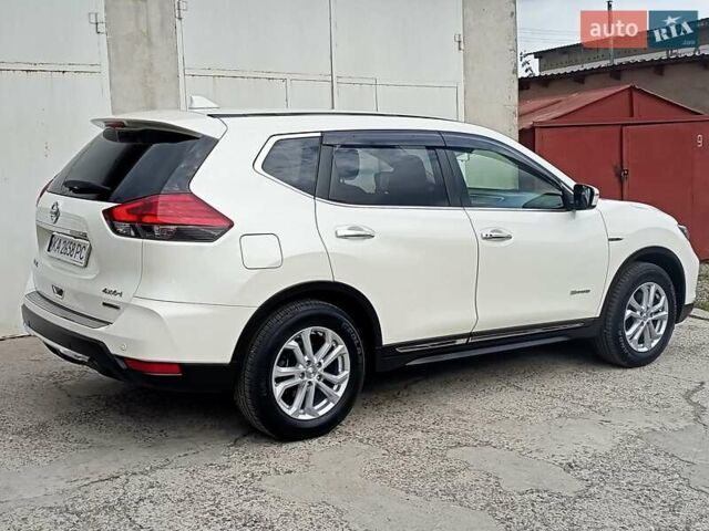 Ниссан ИксТрейл 2019 в Одессе на Automoto.ua Белый Ниссан ИксТрейл, объемом двигателя 2 л и пробегом 70 тыс. км за 22000 $, фото 10 на Automoto.ua