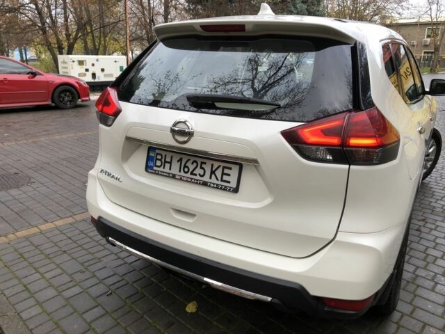 Білий Ніссан ІксТрейл, об'ємом двигуна 2 л та пробігом 130 тис. км за 19500 $, фото 3 на Automoto.ua