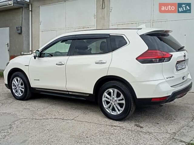 Ниссан ИксТрейл 2019 в Одессе на Automoto.ua Белый Ниссан ИксТрейл, объемом двигателя 2 л и пробегом 70 тыс. км за 22000 $, фото 21 на Automoto.ua