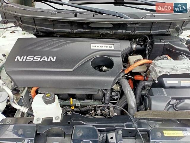 Ниссан ИксТрейл 2019 в Одессе на Automoto.ua Белый Ниссан ИксТрейл, объемом двигателя 2 л и пробегом 70 тыс. км за 22000 $, фото 62 на Automoto.ua
