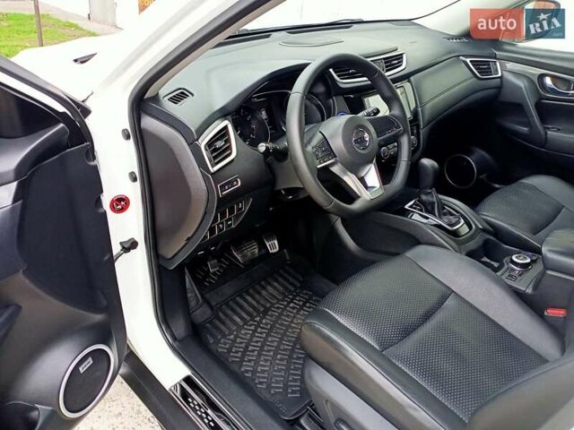 Ниссан ИксТрейл 2019 в Одессе на Automoto.ua Белый Ниссан ИксТрейл, объемом двигателя 2 л и пробегом 70 тыс. км за 22000 $, фото 34 на Automoto.ua
