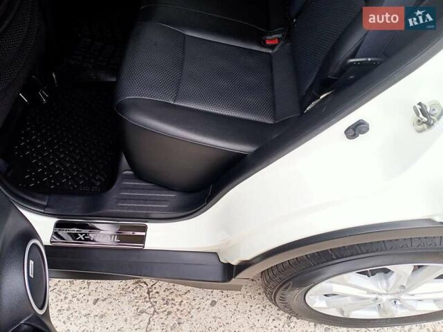 Ниссан ИксТрейл 2019 в Одессе на Automoto.ua Белый Ниссан ИксТрейл, объемом двигателя 2 л и пробегом 70 тыс. км за 22000 $, фото 41 на Automoto.ua