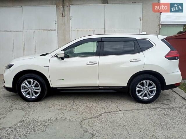 Ниссан ИксТрейл 2019 в Одессе на Automoto.ua Белый Ниссан ИксТрейл, объемом двигателя 2 л и пробегом 70 тыс. км за 22000 $, фото 23 на Automoto.ua