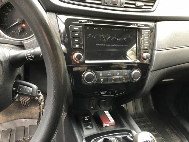 Білий Ніссан ІксТрейл, об'ємом двигуна 2 л та пробігом 130 тис. км за 19500 $, фото 6 на Automoto.ua