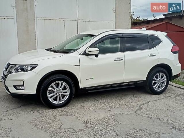 Ниссан ИксТрейл 2019 в Одессе на Automoto.ua Белый Ниссан ИксТрейл, объемом двигателя 2 л и пробегом 70 тыс. км за 22000 $, фото 25 на Automoto.ua