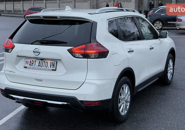 Білий Ніссан ІксТрейл, об'ємом двигуна 1.6 л та пробігом 22 тис. км за 23999 $, фото 4 на Automoto.ua