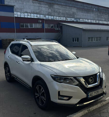 Ниссан ИксТрейл 2020 в Днепре (Днепропетровске) на Automoto.ua Белый Ниссан ИксТрейл, объемом двигателя 2.49 л и пробегом 23 тыс. км за 24000 $, фото 9 на Automoto.ua