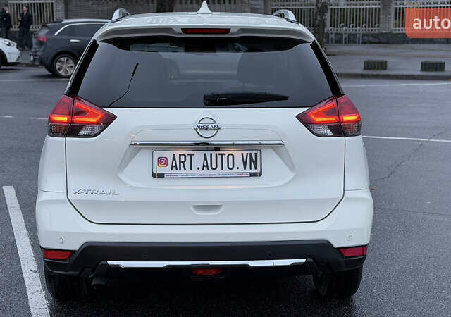 Білий Ніссан ІксТрейл, об'ємом двигуна 1.6 л та пробігом 22 тис. км за 23999 $, фото 3 на Automoto.ua
