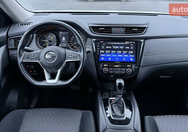 Білий Ніссан ІксТрейл, об'ємом двигуна 1.6 л та пробігом 22 тис. км за 23999 $, фото 20 на Automoto.ua