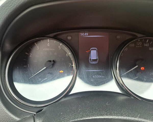 Белый Ниссан ИксТрейл, объемом двигателя 2 л и пробегом 63 тыс. км за 25550 $, фото 17 на Automoto.ua