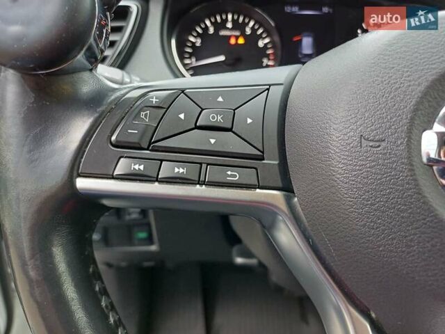 Білий Ніссан ІксТрейл, об'ємом двигуна 2.49 л та пробігом 63 тис. км за 24800 $, фото 22 на Automoto.ua