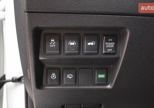 Білий Ніссан ІксТрейл, об'ємом двигуна 2.49 л та пробігом 63 тис. км за 21950 $, фото 17 на Automoto.ua