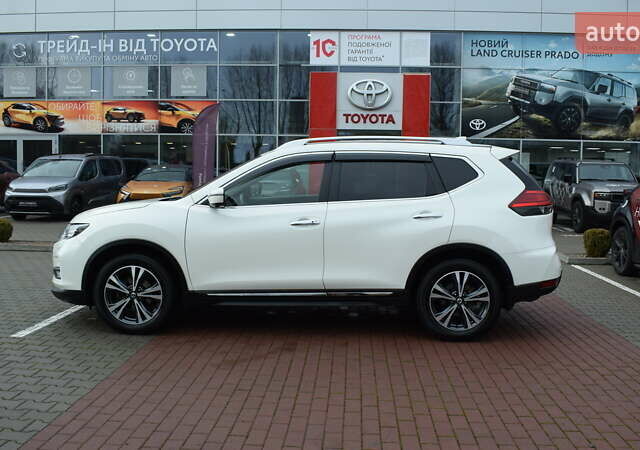 Білий Ніссан ІксТрейл, об'ємом двигуна 2.49 л та пробігом 63 тис. км за 21950 $, фото 2 на Automoto.ua