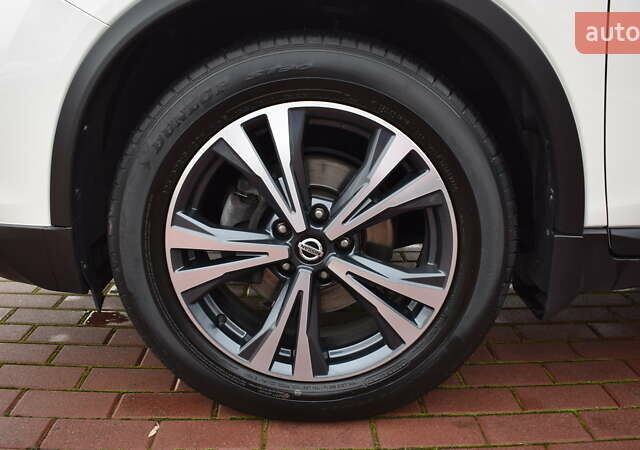 Білий Ніссан ІксТрейл, об'ємом двигуна 2.49 л та пробігом 63 тис. км за 21950 $, фото 12 на Automoto.ua