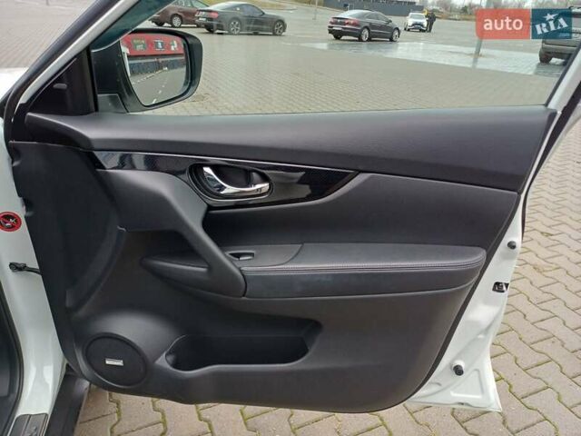 Білий Ніссан ІксТрейл, об'ємом двигуна 2.49 л та пробігом 63 тис. км за 24800 $, фото 39 на Automoto.ua