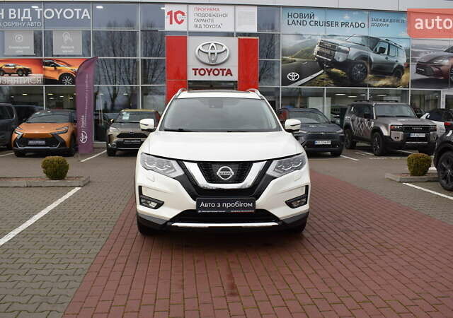 Білий Ніссан ІксТрейл, об'ємом двигуна 2.49 л та пробігом 63 тис. км за 21950 $, фото 4 на Automoto.ua