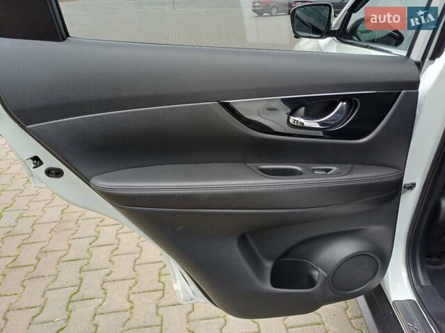 Білий Ніссан ІксТрейл, об'ємом двигуна 2.49 л та пробігом 63 тис. км за 24800 $, фото 29 на Automoto.ua