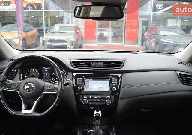 Білий Ніссан ІксТрейл, об'ємом двигуна 2.49 л та пробігом 63 тис. км за 21950 $, фото 7 на Automoto.ua