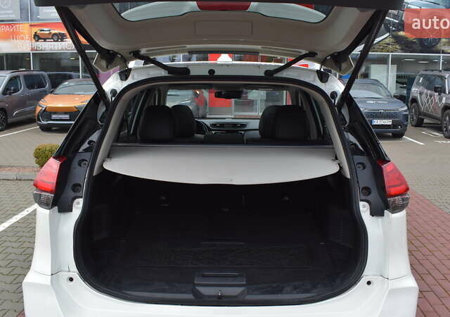 Білий Ніссан ІксТрейл, об'ємом двигуна 2.49 л та пробігом 63 тис. км за 21950 $, фото 9 на Automoto.ua