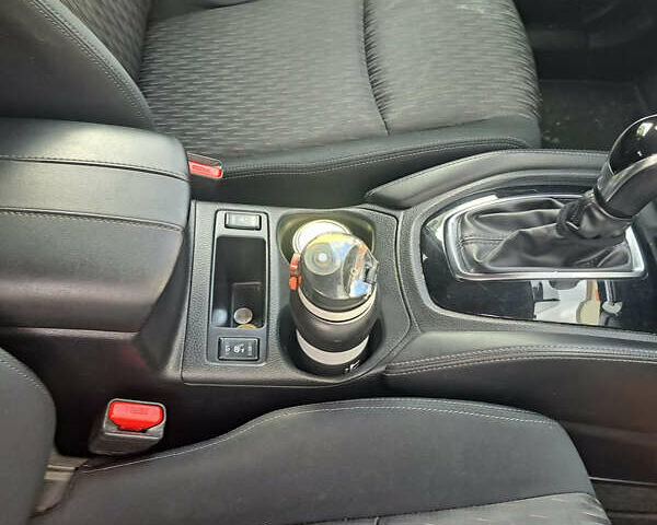 Белый Ниссан ИксТрейл, объемом двигателя 2 л и пробегом 63 тыс. км за 25550 $, фото 6 на Automoto.ua