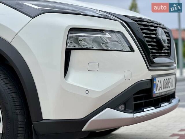Ниссан ИксТрейл 2022 в Киеве на Automoto.ua Белый Ниссан ИксТрейл, объемом двигателя 1.5 л и пробегом 47 тыс. км за 41500 $, фото 37 на Automoto.ua