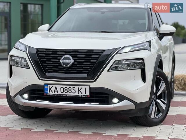 Ниссан ИксТрейл 2022 в Киеве на Automoto.ua Белый Ниссан ИксТрейл, объемом двигателя 1.5 л и пробегом 47 тыс. км за 41500 $, фото 3 на Automoto.ua