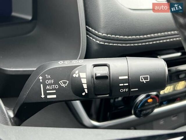 Ниссан ИксТрейл 2022 в Киеве на Automoto.ua Белый Ниссан ИксТрейл, объемом двигателя 1.5 л и пробегом 47 тыс. км за 41500 $, фото 59 на Automoto.ua