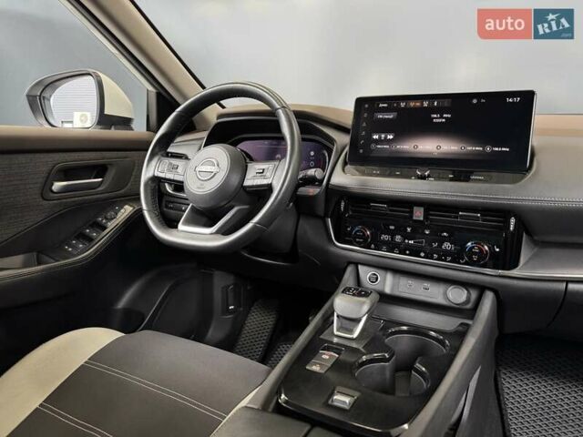 Белый Ниссан ИксТрейл, объемом двигателя 1.5 л и пробегом 34 тыс. км за 31900 $, фото 18 на Automoto.ua