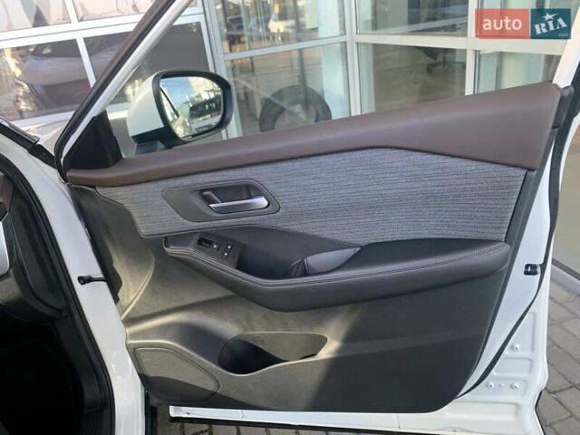 Белый Ниссан ИксТрейл, объемом двигателя 1.5 л и пробегом 43 тыс. км за 29900 $, фото 52 на Automoto.ua