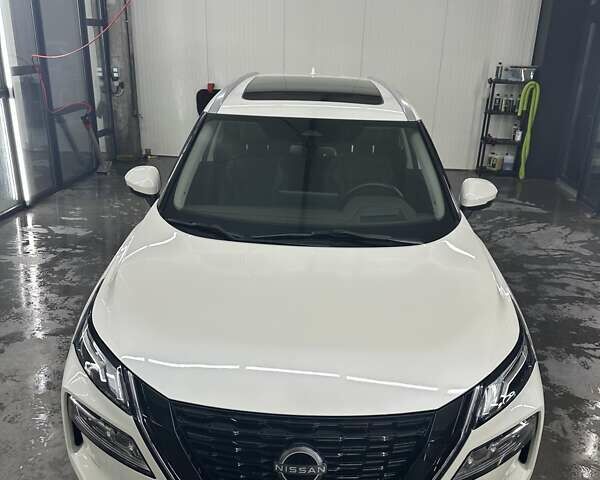 Білий Ніссан ІксТрейл, об'ємом двигуна 1.5 л та пробігом 26 тис. км за 45000 $, фото 10 на Automoto.ua