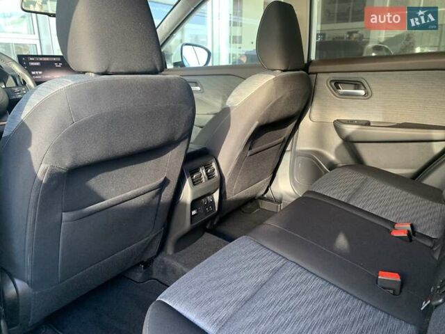 Белый Ниссан ИксТрейл, объемом двигателя 1.5 л и пробегом 43 тыс. км за 29900 $, фото 48 на Automoto.ua