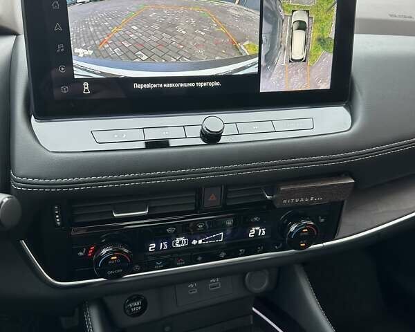 Білий Ніссан ІксТрейл, об'ємом двигуна 1.5 л та пробігом 26 тис. км за 45000 $, фото 24 на Automoto.ua